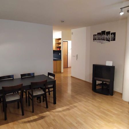 Kate & Jenny - Two-Level Apartment In The Old Town Bratislava Eksteriør billede