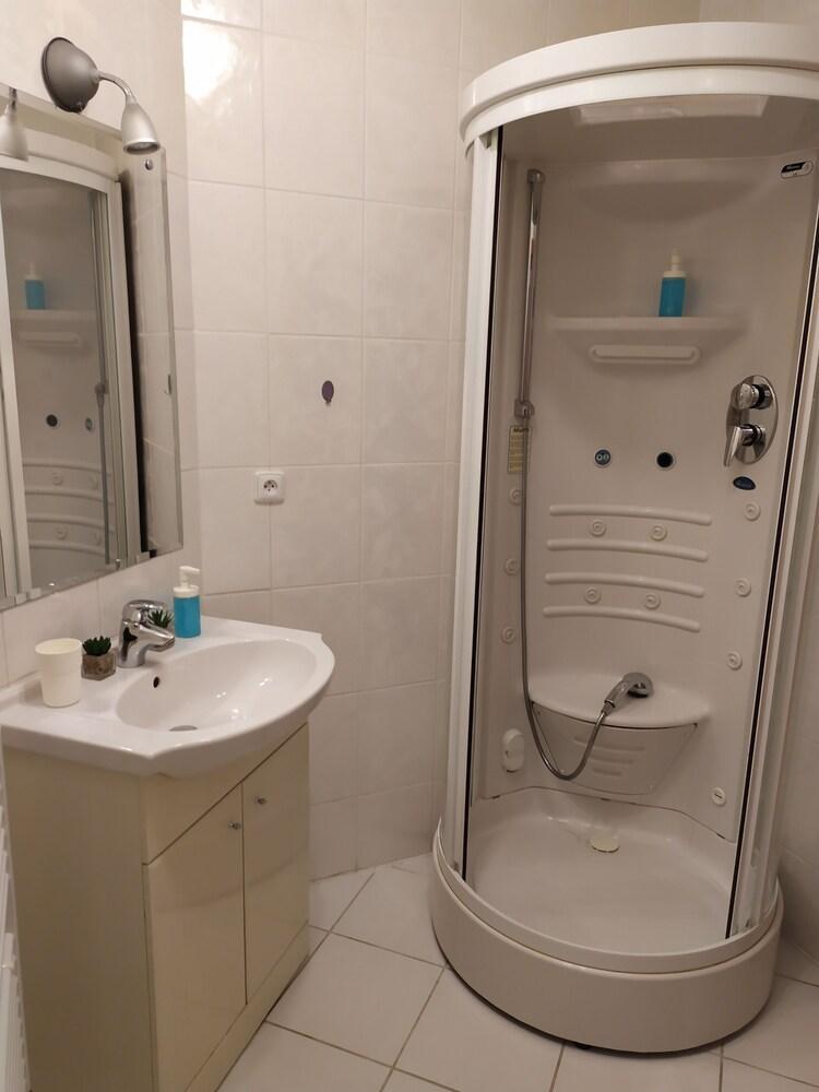 Kate & Jenny - Two-Level Apartment In The Old Town Bratislava Eksteriør billede