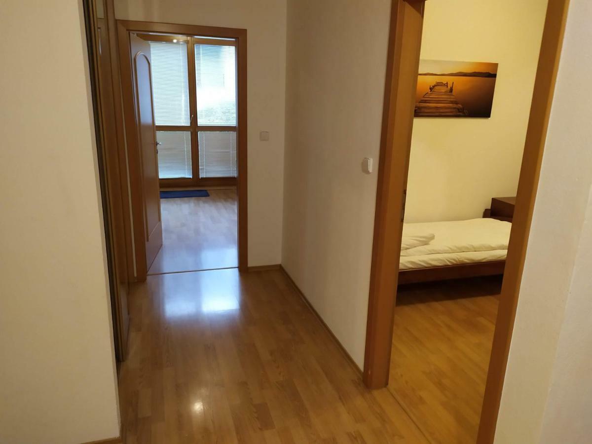 Kate & Jenny - Two-Level Apartment In The Old Town Bratislava Eksteriør billede