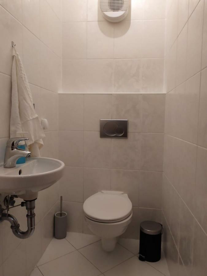 Kate & Jenny - Two-Level Apartment In The Old Town Bratislava Eksteriør billede